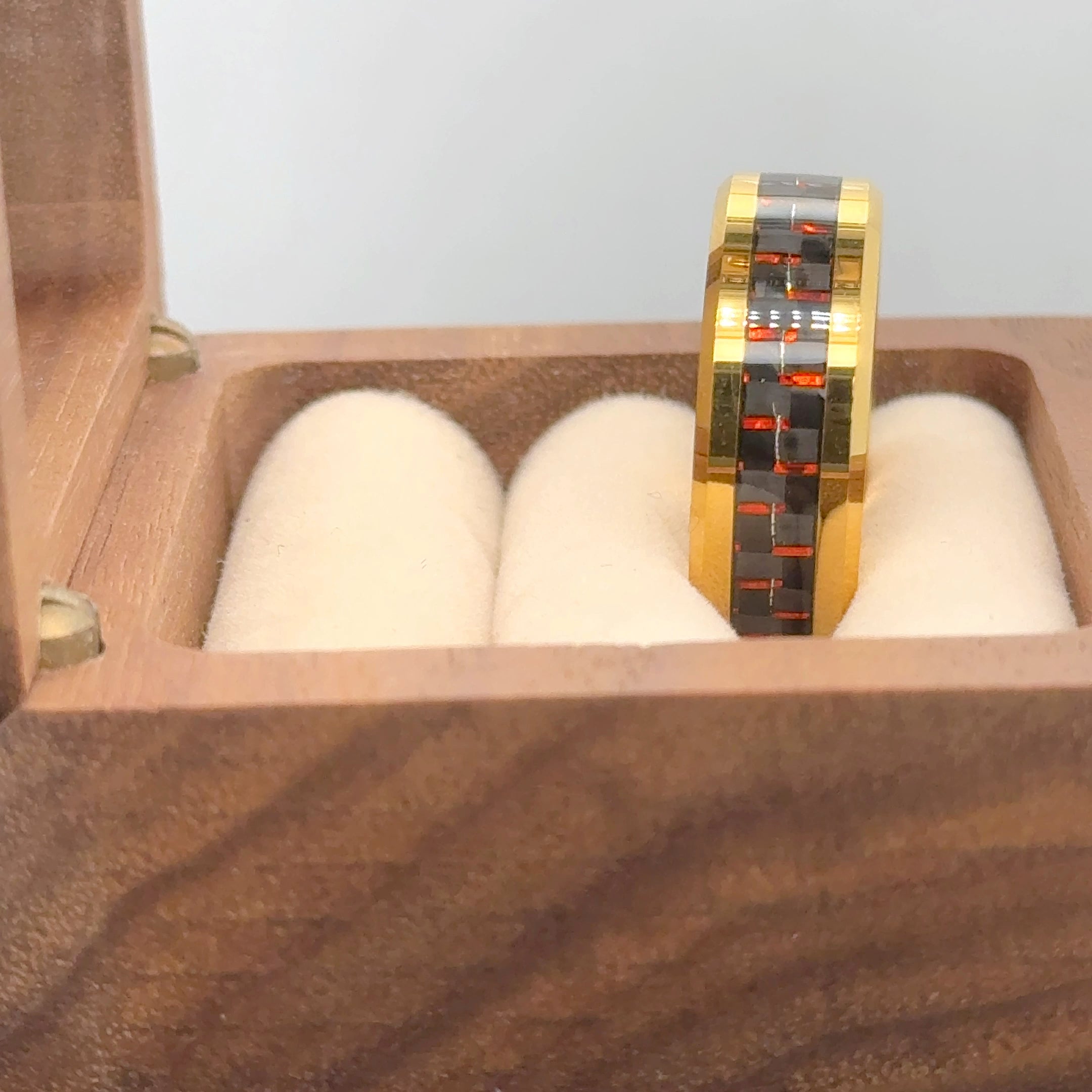 8mm Yellow Gold/Silver Plated High Polish with Red & Black Carbon Fiber Inlay Beveled Edge Tungsten Ring - Labhu USA