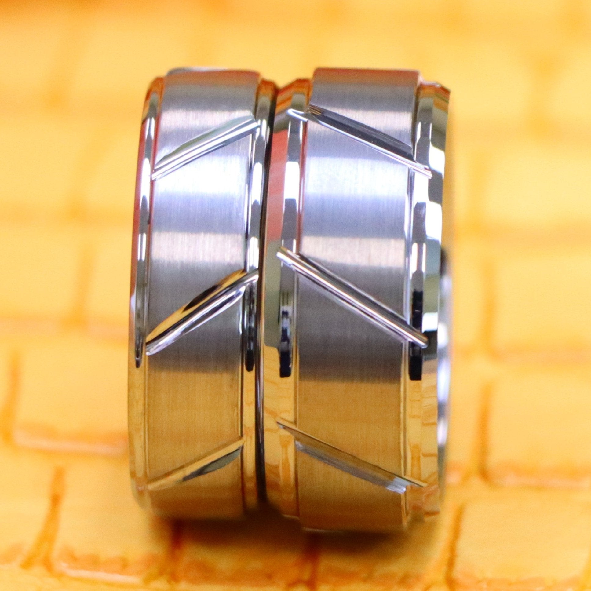 Multiple Diagonal Grooves Brushed Center Tungsten Ring