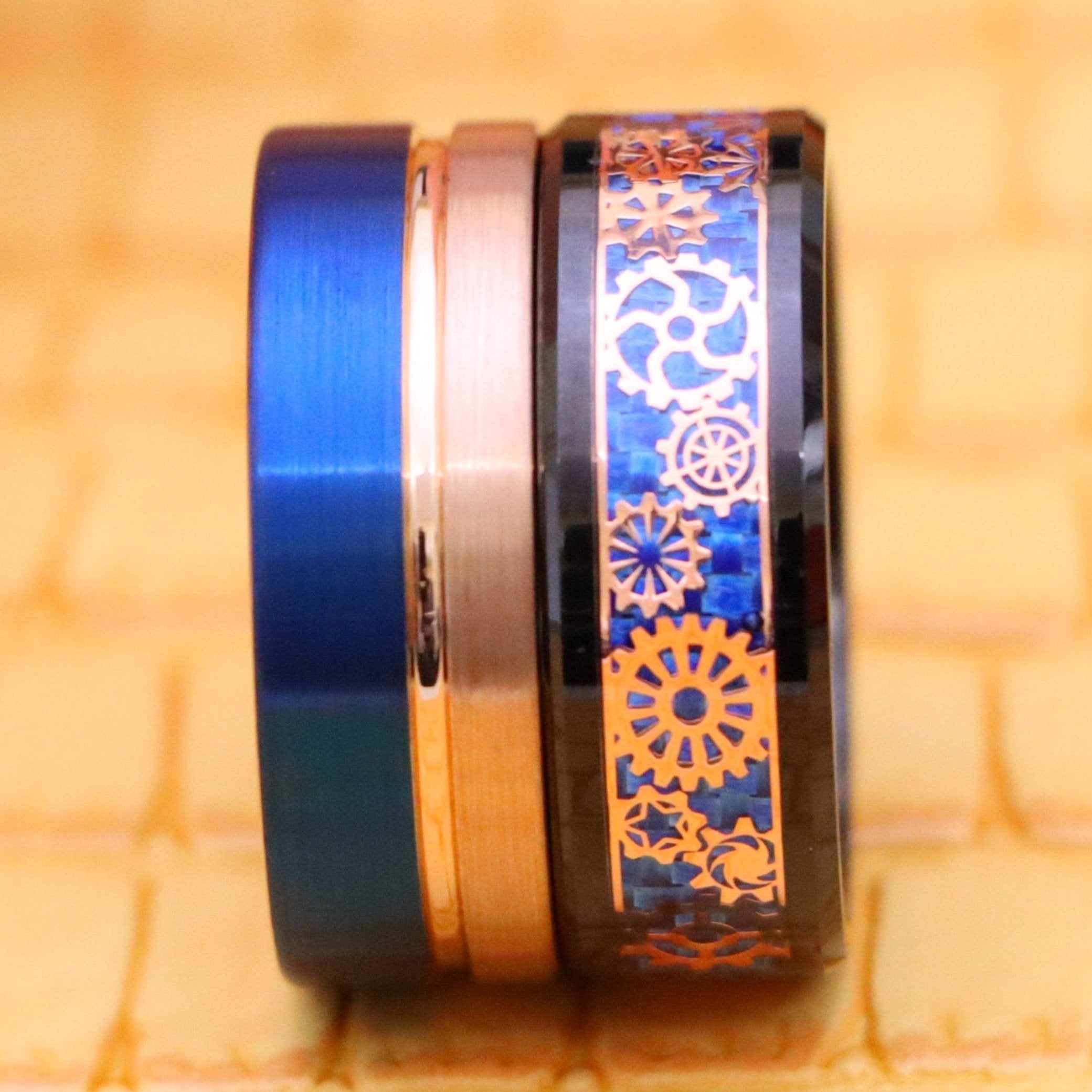 8mm Two-tone Rose &amp; Blue IP Split Pipe-cut/Black &amp; Rose Gold IP Plated Steampunk Gear over Blue Carbon Fiber Inlay Tungsten Ring - Men's Fashion Jewelry